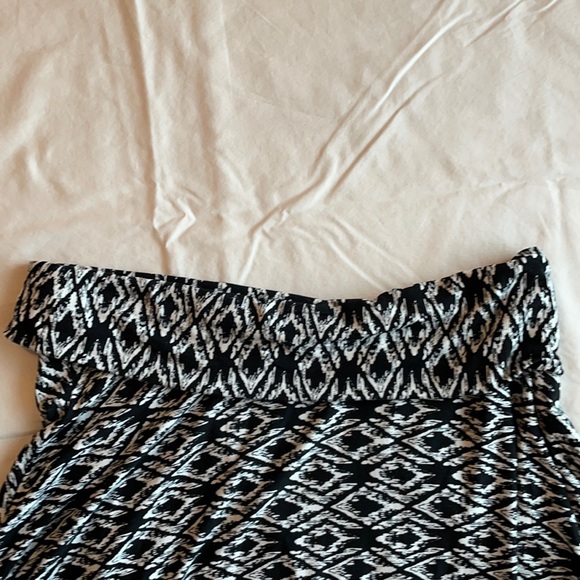 Max Studio Skirt Short Flare Black & White Large - Picture 2 of 5
